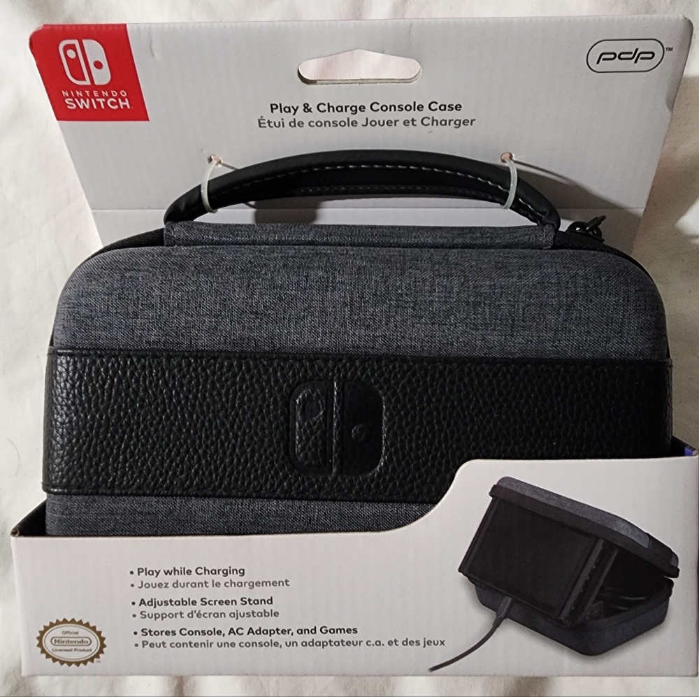 PDP Nintendo Switch Play and Charge Case Switch Elite Edition.